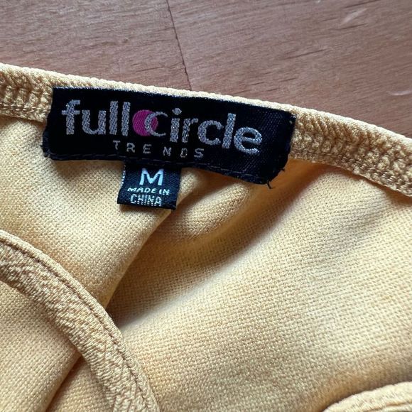 FULL CIRCLE yellow tank dress with buttons EUC medium - Picture 5 of 5